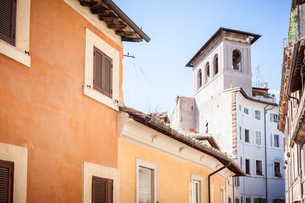 Apartmán Honey Navona Deluxe Řím Pokoj fotografie