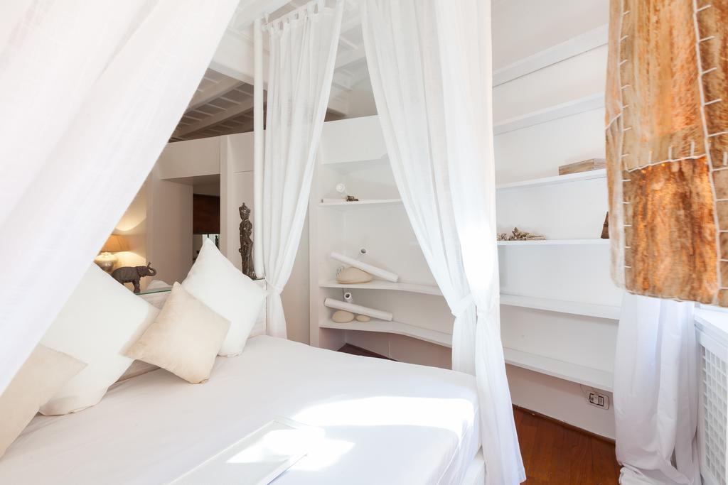 Apartmán Honey Navona Deluxe Řím Pokoj fotografie